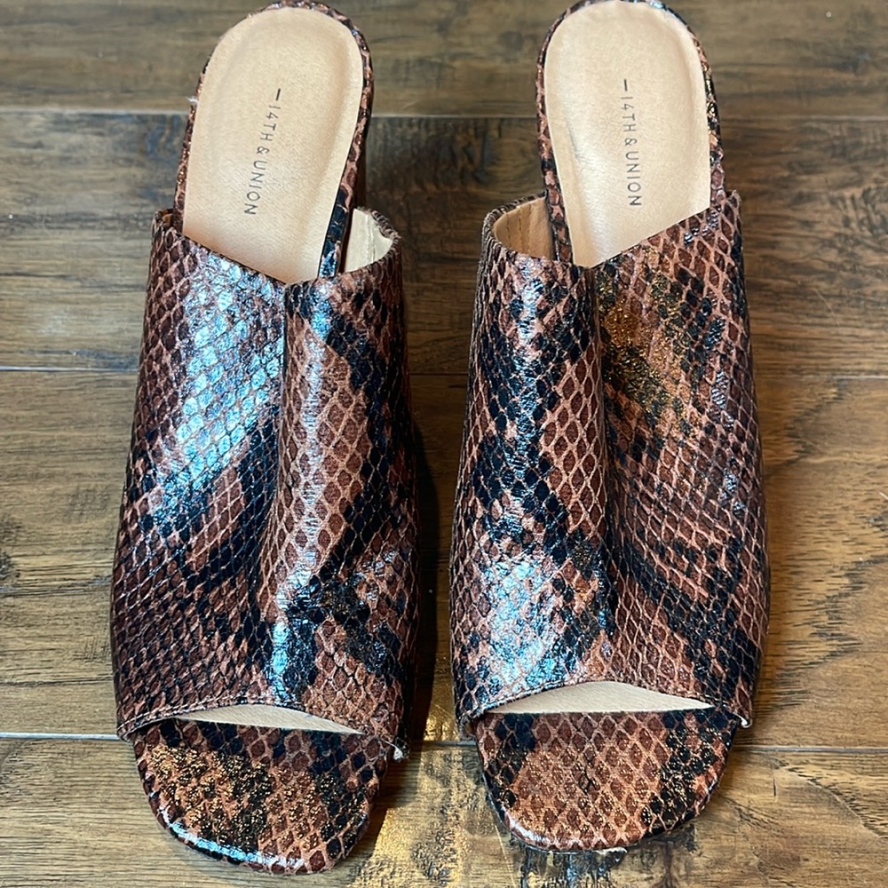 14th & Union Zooey Brown Black Leather Snake Print Mule Block Heel Size 8.5